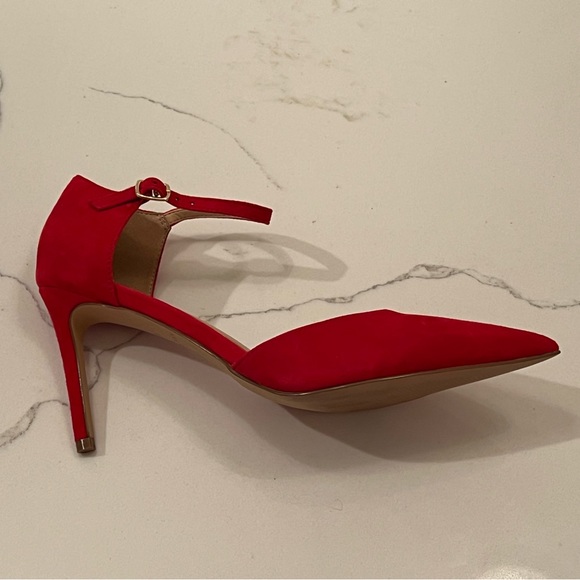 Ann Taylor Red Suede Mary Jane Pump 6.5 - Picture 3 of 4